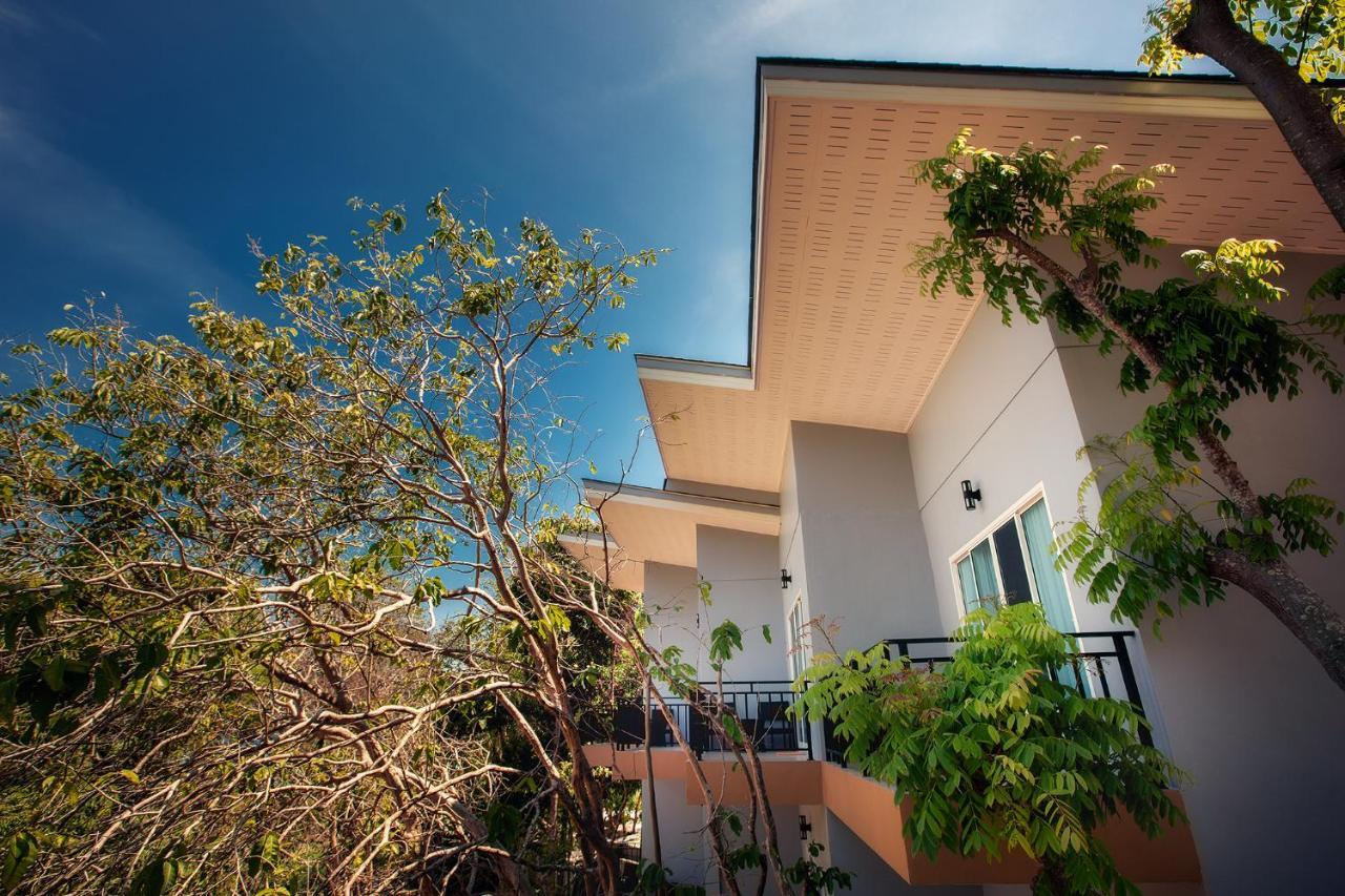 U Rip Resort Phi Phi Hotel Exterior foto